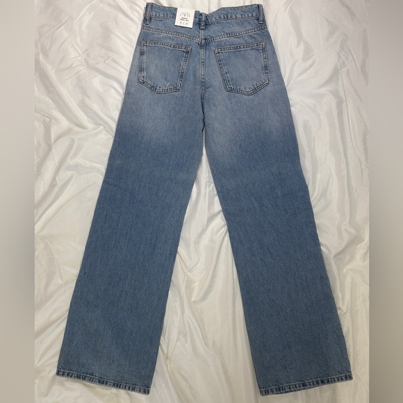 ZARA mid rise baggy boyfriend distressed jeans - Picture 3 of 3